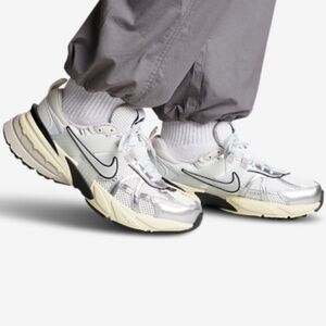 Nike V2K RUN